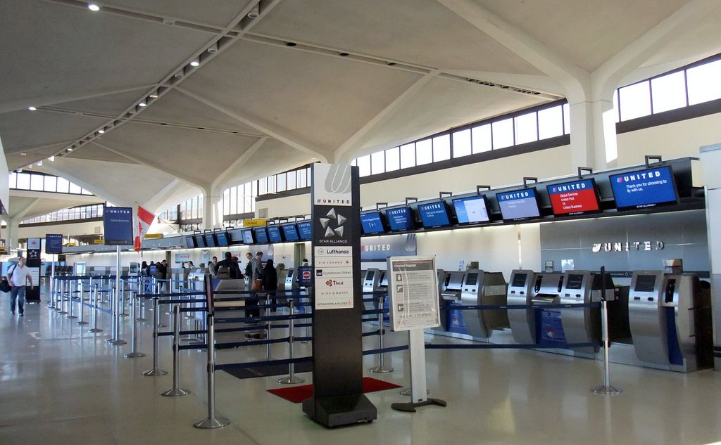 Newark Airport (EWR) — State of New Jersey Airportix