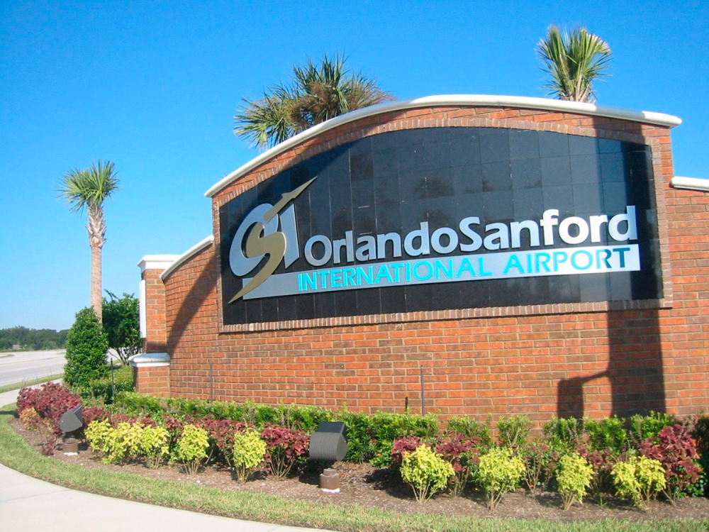 orlando-sanford-international-airport-parking