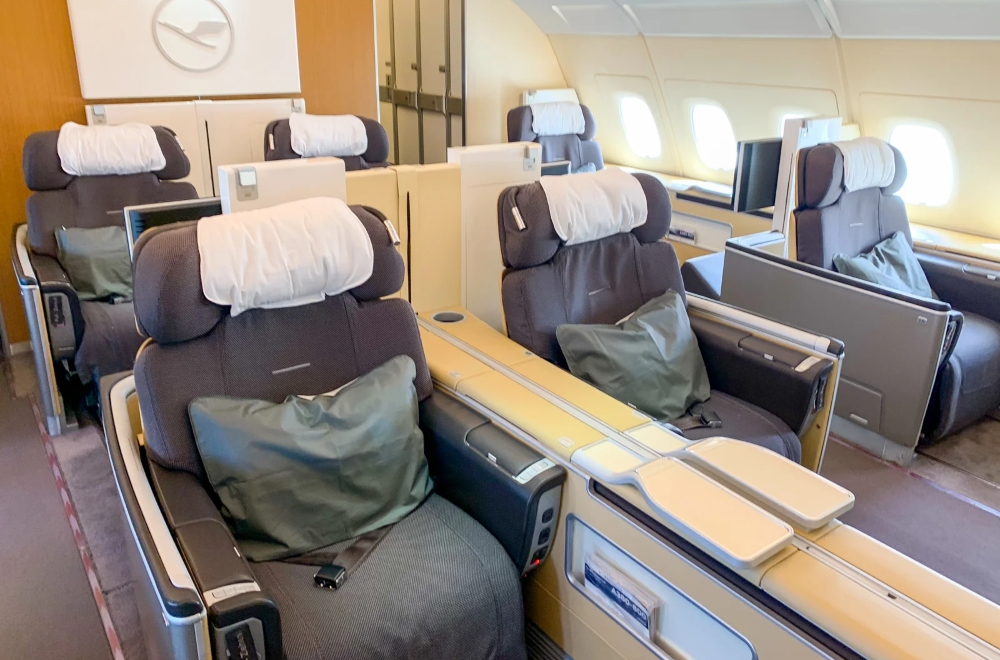 Lufthansa First Class seats