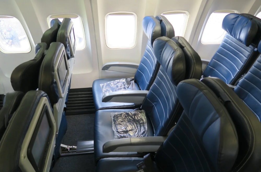 united airlines economy seat assignment