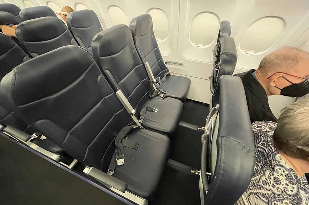 Allegiant Air Legroom + seats