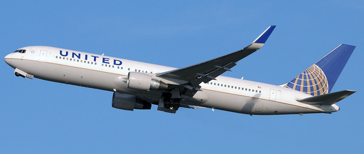 United 767-300 