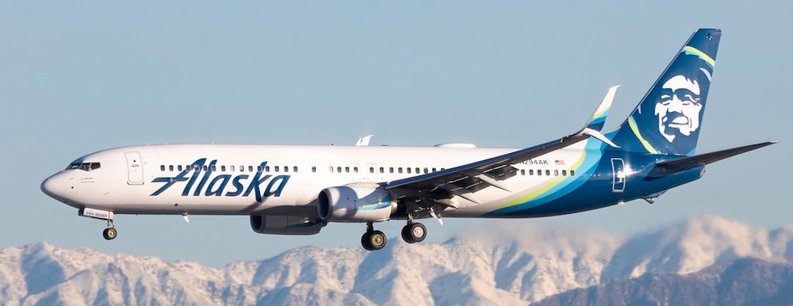 Alaska Boeing 737-900