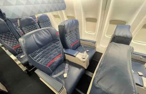 Delta 737-800 First Class