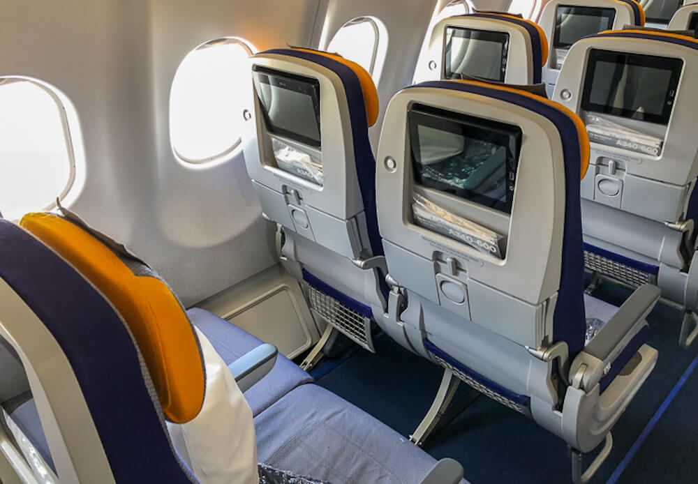  Lufthansa Airbus A340 Economy Class